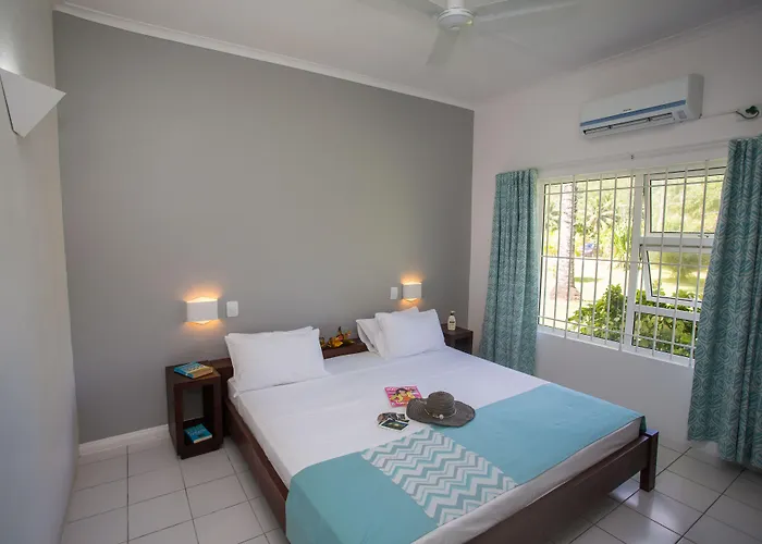 Chalet D'anse Forbans Selfcatering *