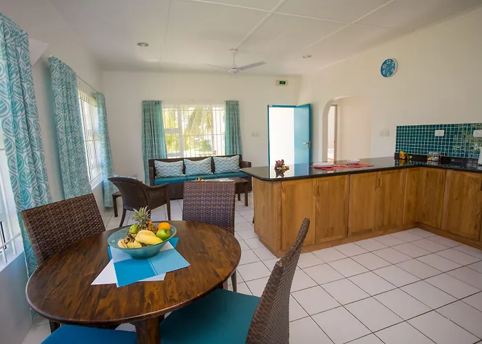 D'anse Forbans Selfcatering Takamaka