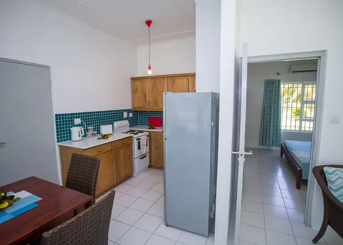 D'anse Forbans Selfcatering Chalet Takamaka