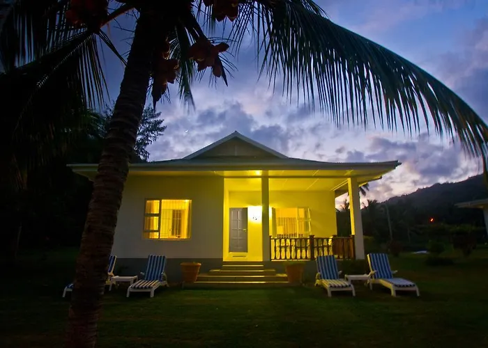 D'anse Forbans Selfcatering Chalet Takamaka
